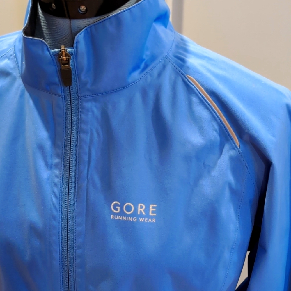 Gore Running Wear Blue Jacket